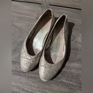 Chanel quilted ballet flats, size 41, gold